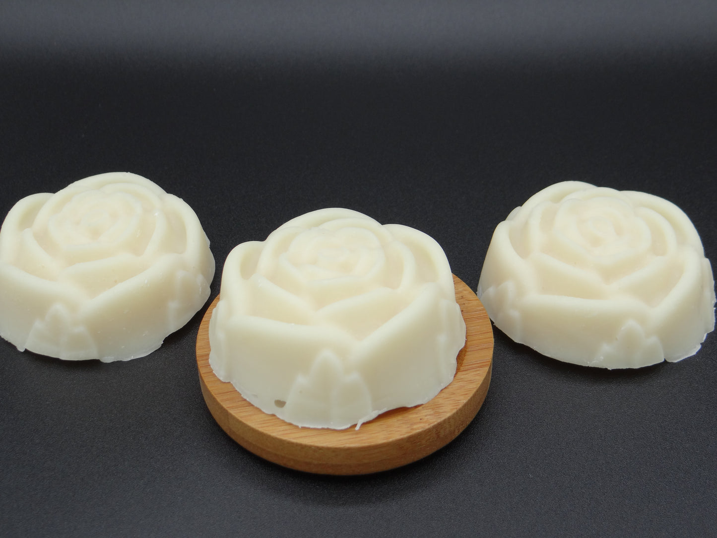 Jasmine & Bergamot Shampoo Bar "HEALTHY SHINY HAIR"